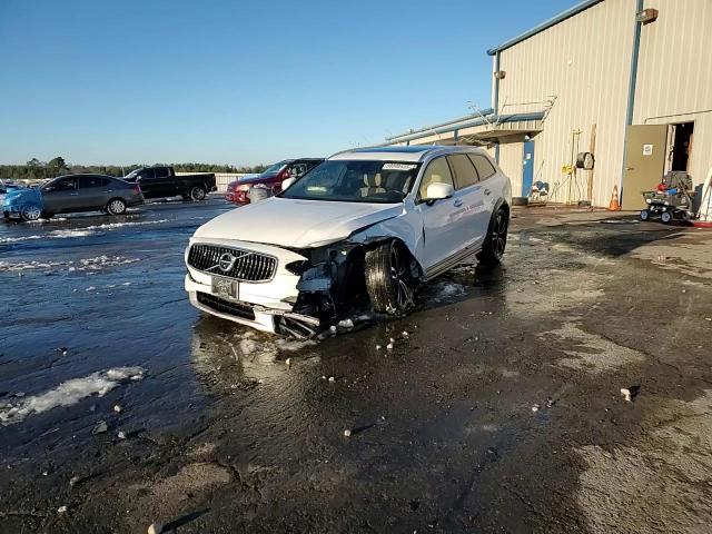 2018 Volvo V90 - Image 12