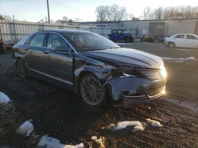 2014 Lincoln MKZ - Image 10