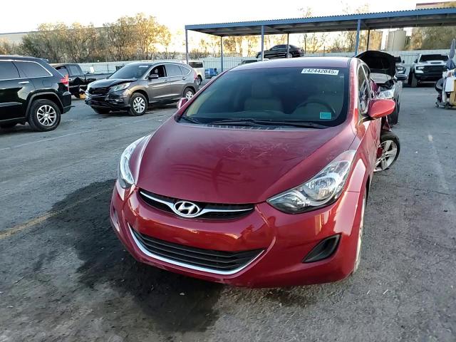 2011 Hyundai Elantra - Image 11