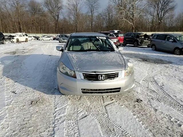 2009 Honda Accord - Image 10