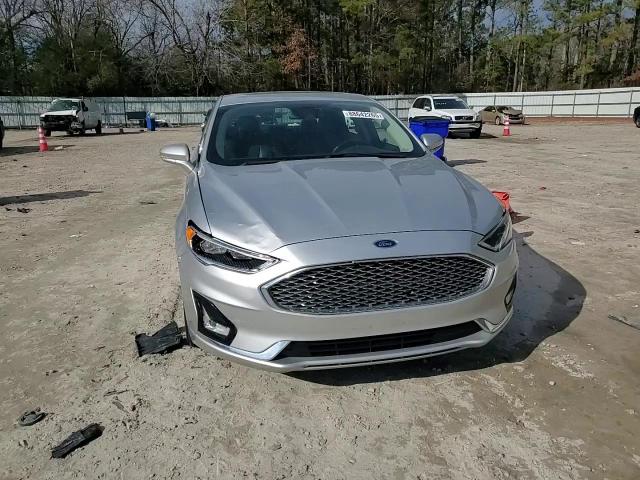 2019 Ford Fusion - Image 11