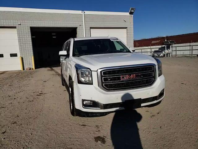 2016 GMC Yukon - Image 11
