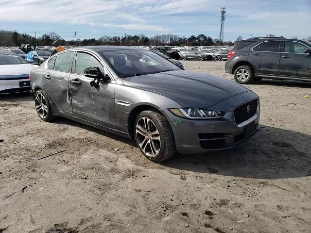 2017 Jaguar XE - Image 11