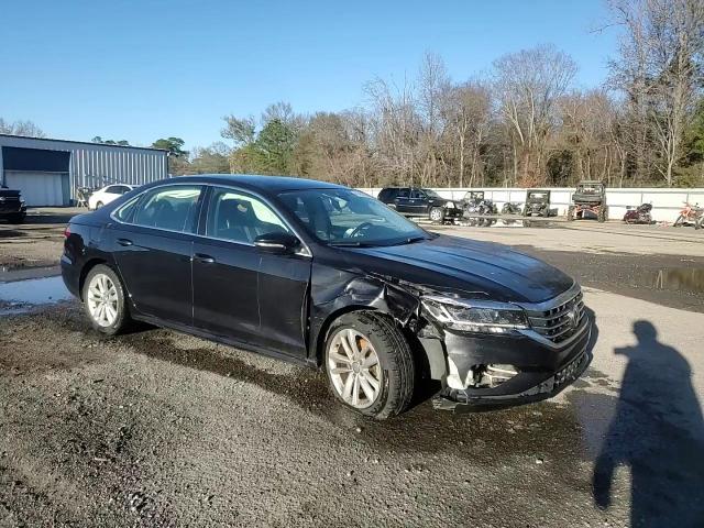 2020 Volkswagen Passat - Image 13