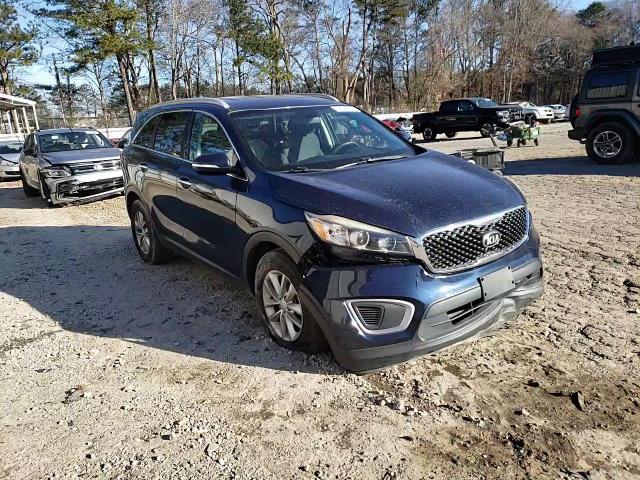 2016 Kia Sorento - Image 14