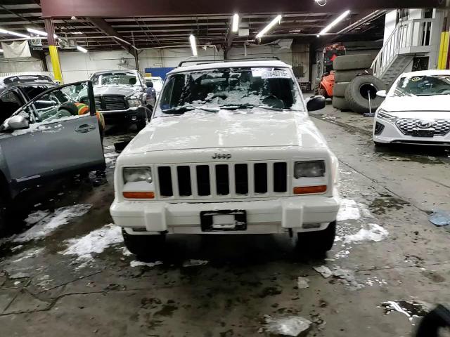 1998 Jeep Grand Cherokee - Image 10