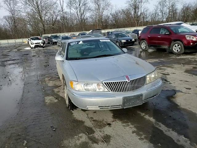 1998 Lincoln Continental VIN: 1LNFM97V0WY741632 Lot: 42913755