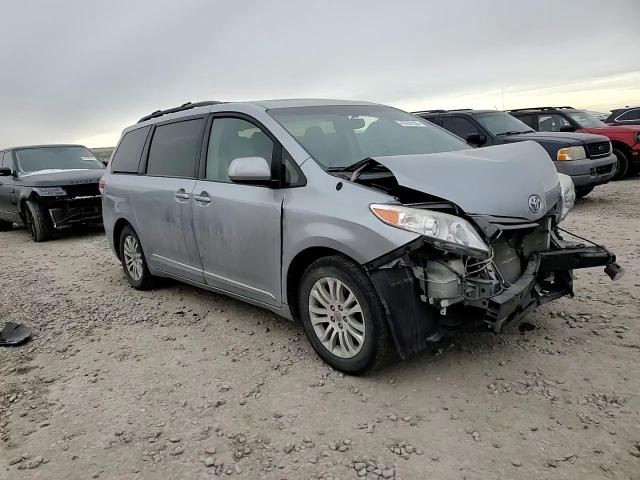 2011 Toyota Sienna Xle VIN: 5TDYK3DC2BS160397 Lot: 42438105