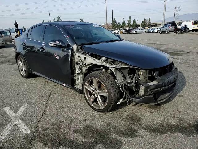 2011 Lexus IS - Image 10