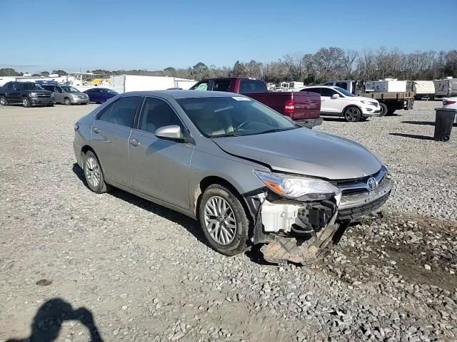2017 Toyota Camry - Image 11