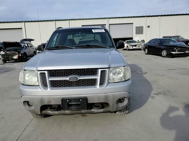 2002 Ford Explorer - Image 11