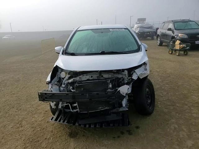 2018 Nissan Versa - Image 11