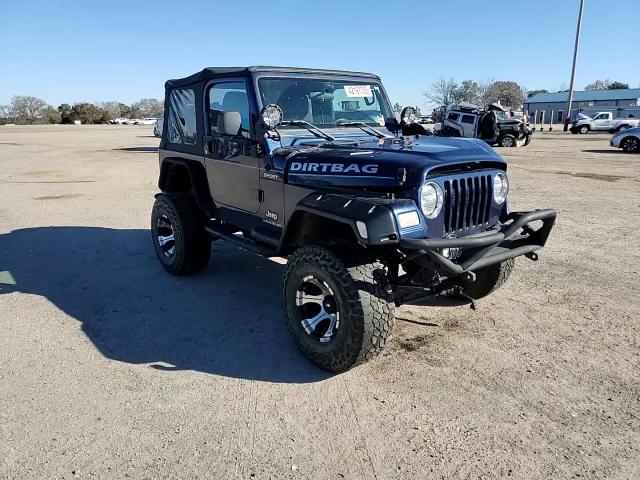2005 Jeep Wrangler - Image 11