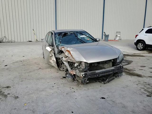 2013 Honda Accord - Image 11