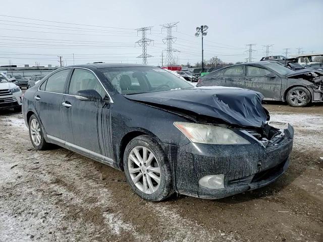 2010 Lexus ES - Image 10
