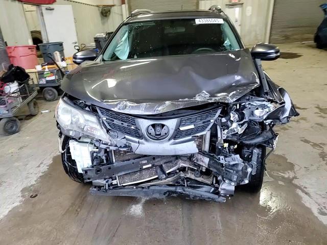 2015 Toyota RAV 4 - Image 12