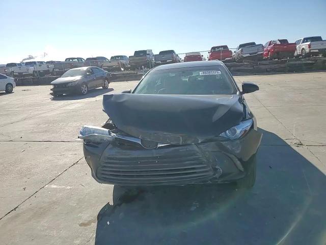 2015 Toyota Camry - Image 11