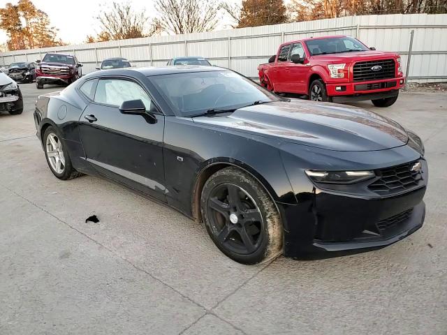 2019 Chevrolet Camaro - Image 11