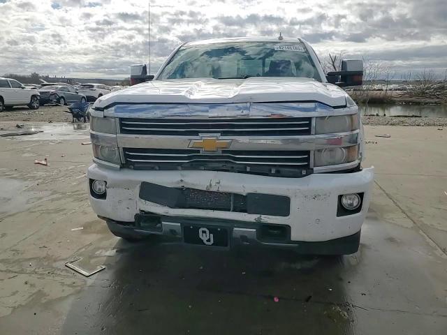 2015 Chevrolet Silverado - Image 13