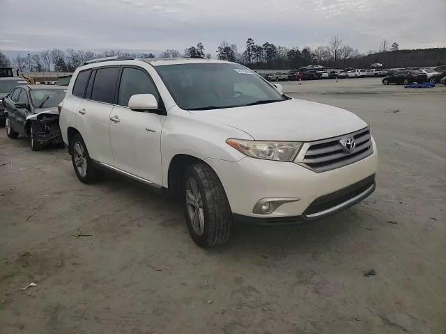 2013 Toyota Highlander - Image 11