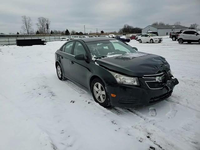 2014 Chevrolet Cruze - Image 11