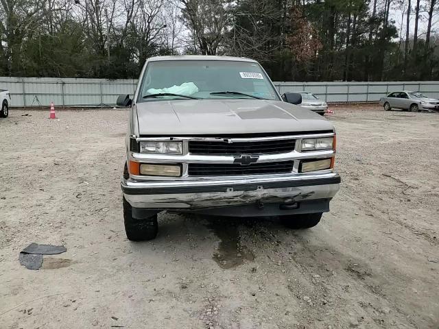 1999 Chevrolet Tahoe - Image 11
