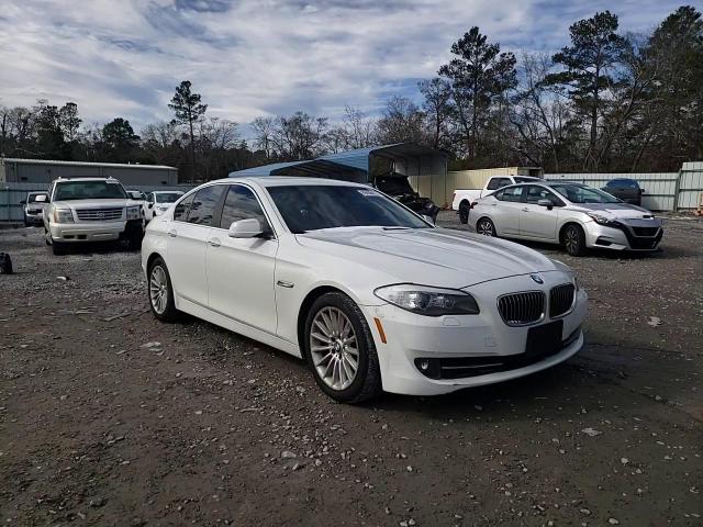 2013 BMW 5er - Image 11