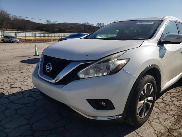 2015 Nissan Murano - Image 12
