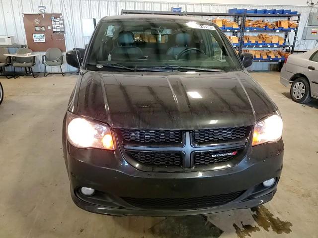 2016 Dodge Caravan - Image 11