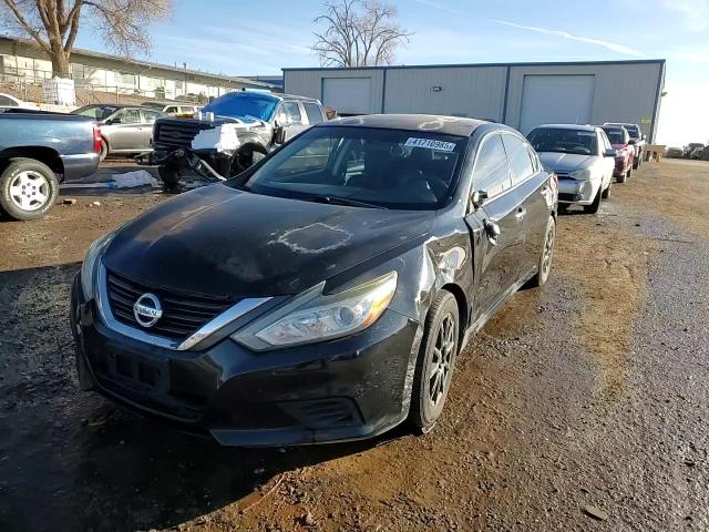 2016 Nissan Altima - Image 13