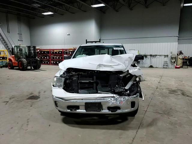 2015 RAM 1500 - Image 10