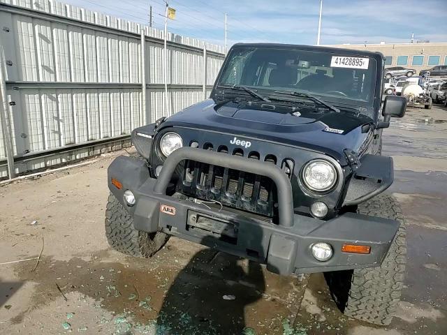 2018 Jeep Wrangler - Image 14
