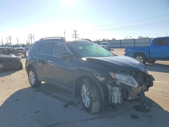 2016 Nissan Rogue - Image 12