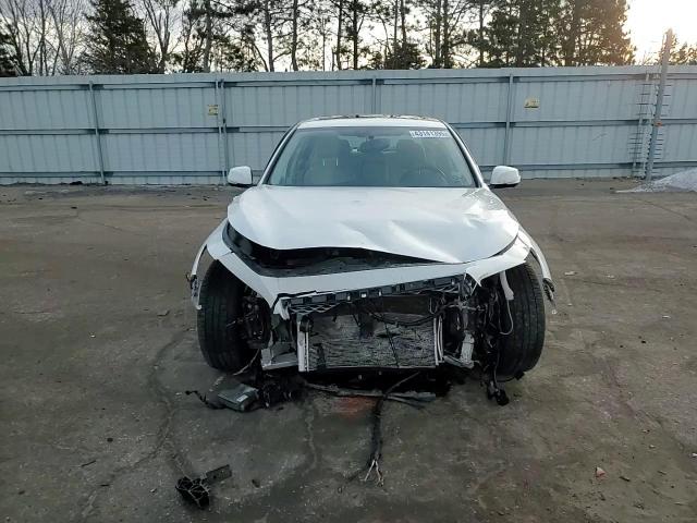2015 Infiniti Q50 - Image 10