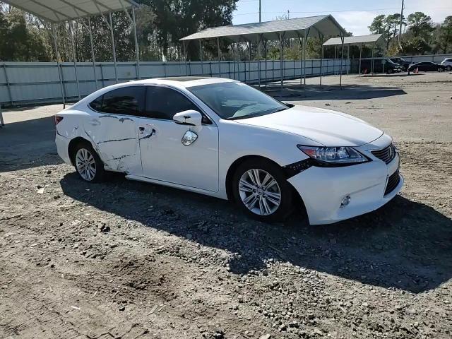 2015 Lexus ES - Image 10