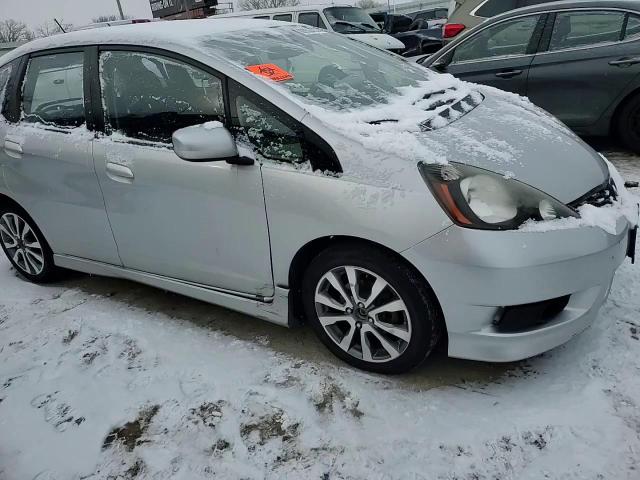 2013 Honda Fit - Image 10