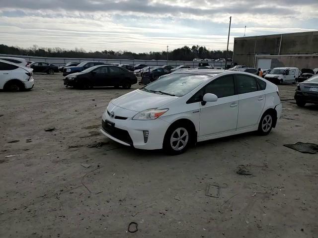 2012 Toyota Prius - Image 10