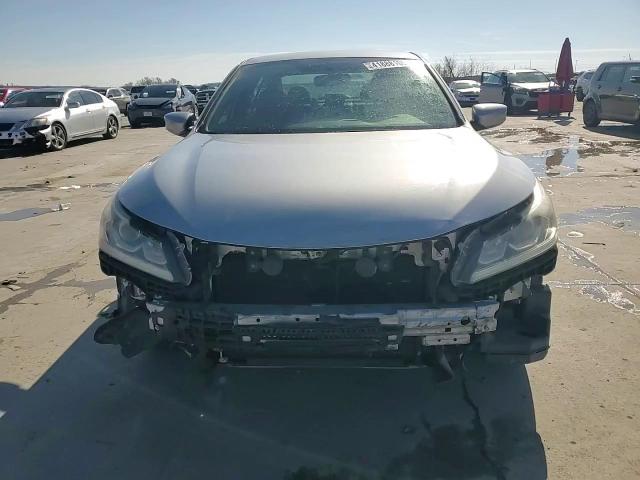 2017 Honda Accord - Image 13