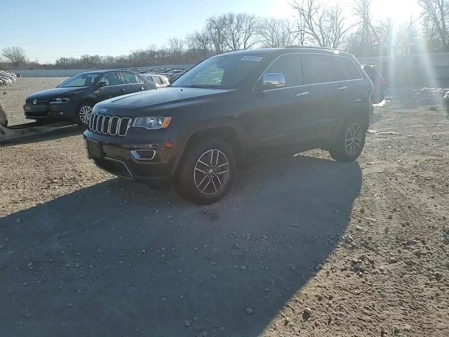 2018 Jeep Grand Cherokee - Image 12