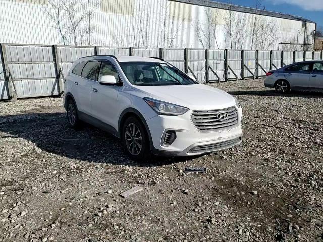 2017 Hyundai Santa Fe - Image 11