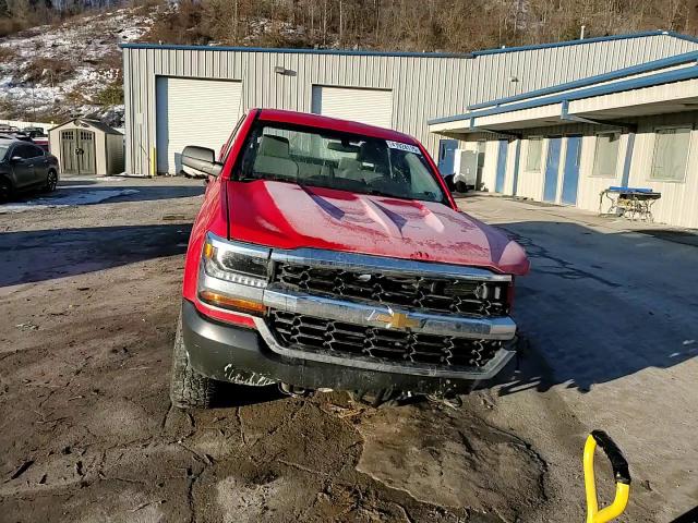 2017 Chevrolet Silverado - Image 10