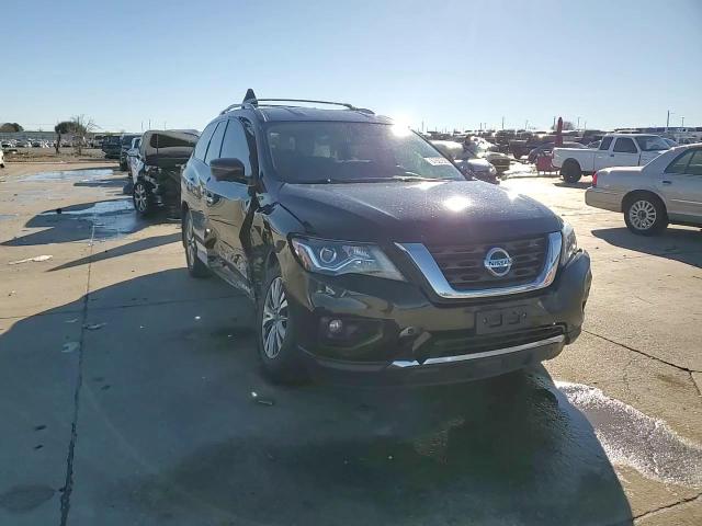 2020 Nissan Pathfinder - Image 12