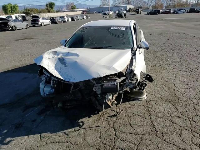 2016 Toyota Avalon - Image 11