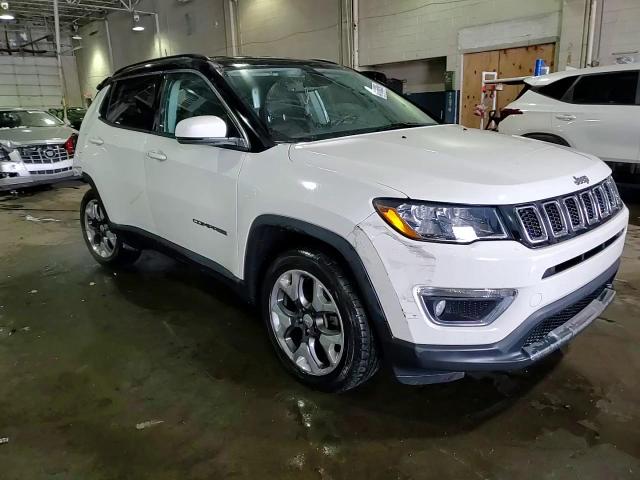 2020 Jeep Compass - Image 15