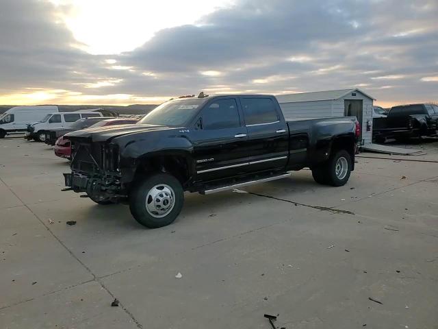 2016 GMC Sierra - Image 11