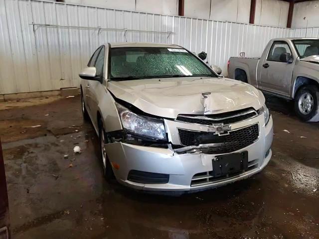 2014 Chevrolet Cruze - Image 13