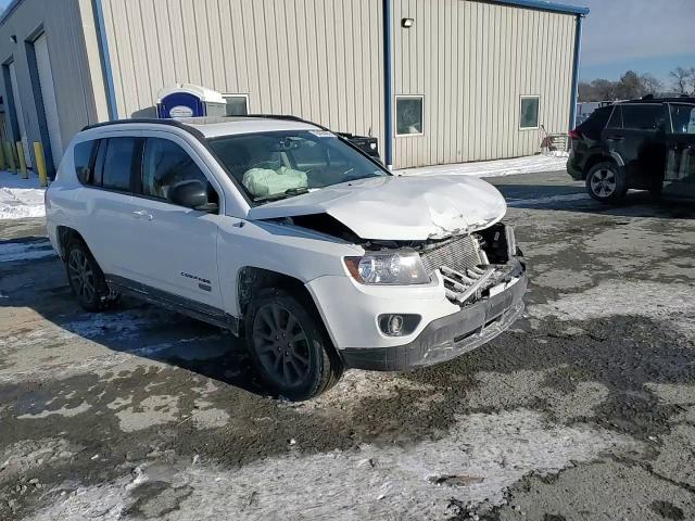 2017 Jeep Compass - Image 12