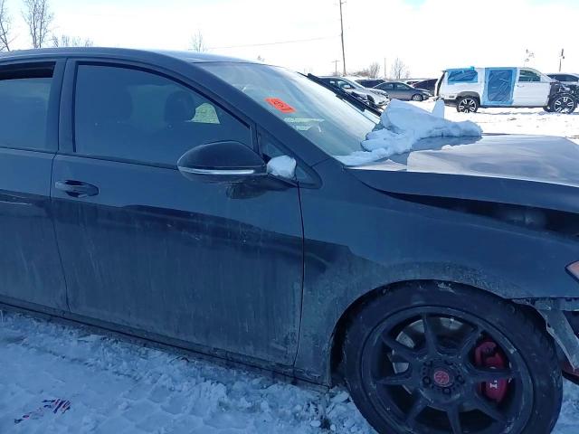 2019 Volkswagen GTI - Image 10