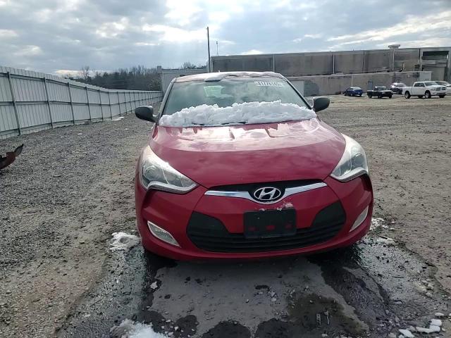 2014 Hyundai Veloster - Image 10