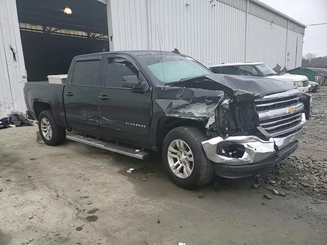 2016 Chevrolet Silverado - Image 13